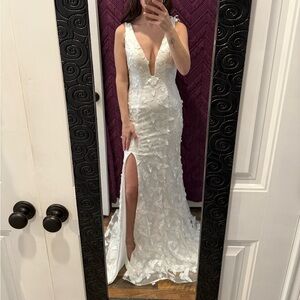 Beautiful White Butterfly Bridal Dress